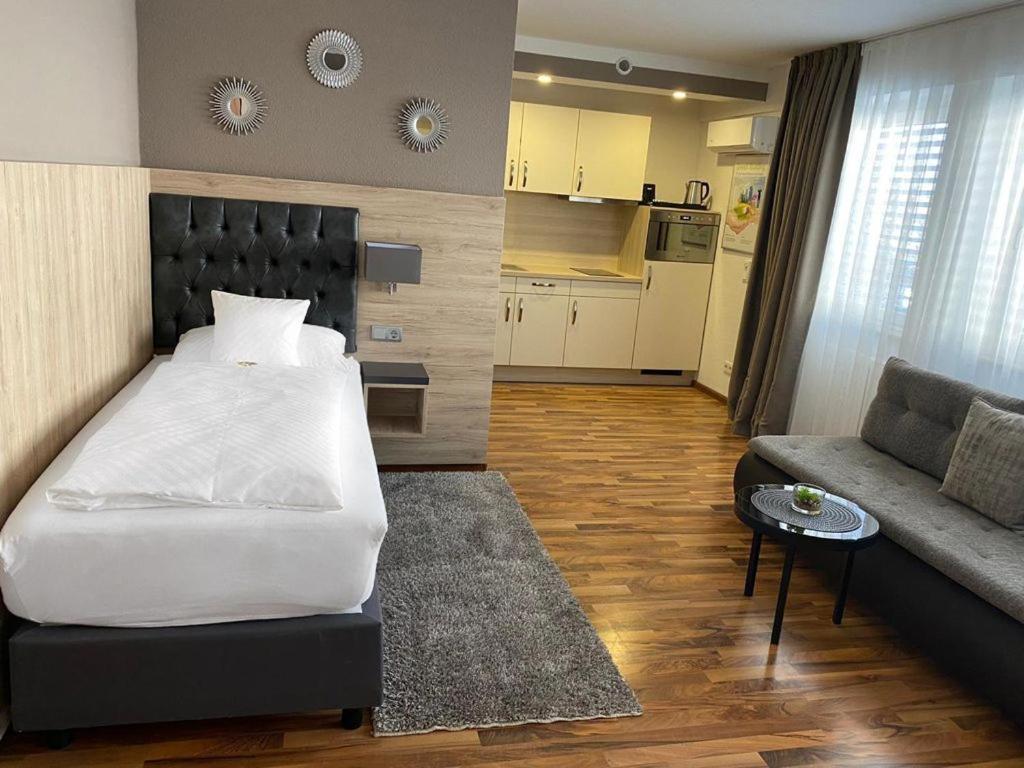 Zum Ziel Hotel Grenzach-Wyhlen Bei Basel Bagian luar foto